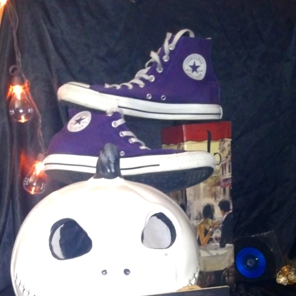 Converse, size 10 purple